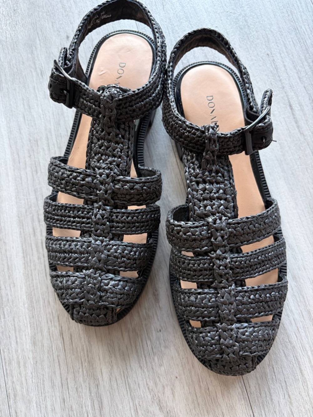 Donald J. Pliner Black Woven Leather Fisherman Sandals- Layna - never worn